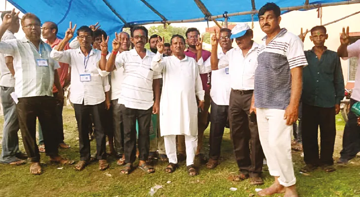 পাণ্ডুয়া: সমবায় নির্বাচনেও তৃণমূলের জয়ের ধারা অব্যাহত, বামেদের ছাপিয়ে গেল বিজেপি