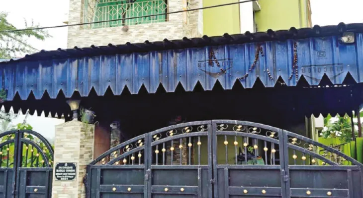 চিকিৎসাধীন দগ্ধ বধূর অবস্থার অবনতি, বাংলোয় অগ্নিকাণ্ডে ধোঁয়ায় শ্বাসরোধে মৃত্যু ৩ জনের