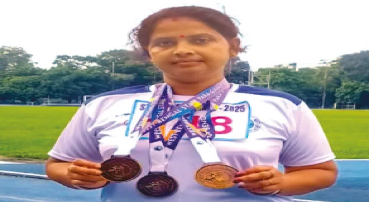 বেঙ্গল প্যারা গেমসে অ্যাথলেটিক্সে ৩টি বিভাগে সোনা পেলেন সুস্মিতা