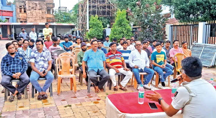 বিষ্ণুপুরে উল্টো রথে জোরে মাইক বাজানোয় নিষেধাজ্ঞা