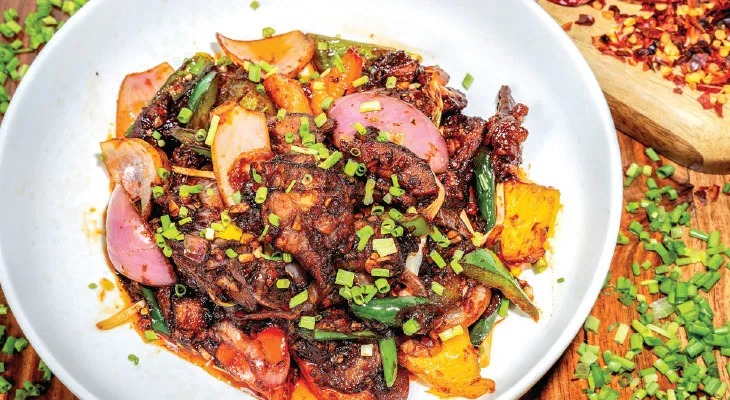 লাল লঙ্কায় ঝাল স্বাদ