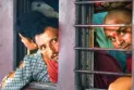 মদ খেয়ে বেহুঁশ গার্ড, সিগন্যাল সবুজ হলেও ট্রেন দাঁড়িয়ে এক ঘণ্টা