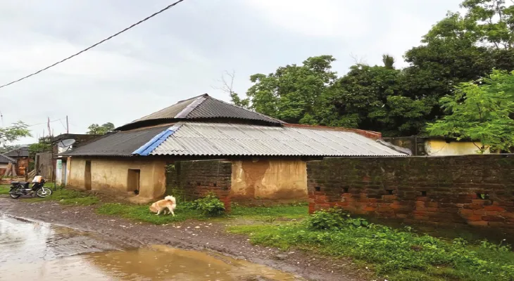 মাওবাদীদের হত্যালীলা অতীত, পরিত্যক্ত রবি করের বাড়ি, মমতার শাসনে স্বস্তির শ্বাস বান্দোয়ানের ভোমরাগোড়ায়, নিশ্চিন্তে বাম কর্মীরাও