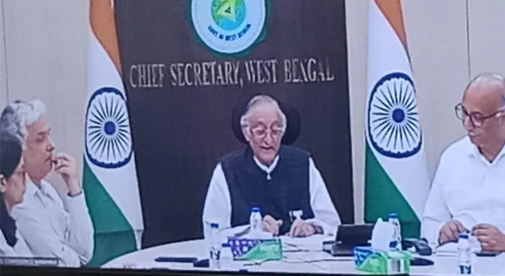 যে সমস্ত শিল্পে বেশি কর্মসংস্থান সৃষ্টি হয় সেগুলিতে অতিরিক্ত গুরুত্ব দেওয়া হচ্ছে, জানালেন রাজ্যের অর্থ উপদেষ্টা অমিত মিত্র