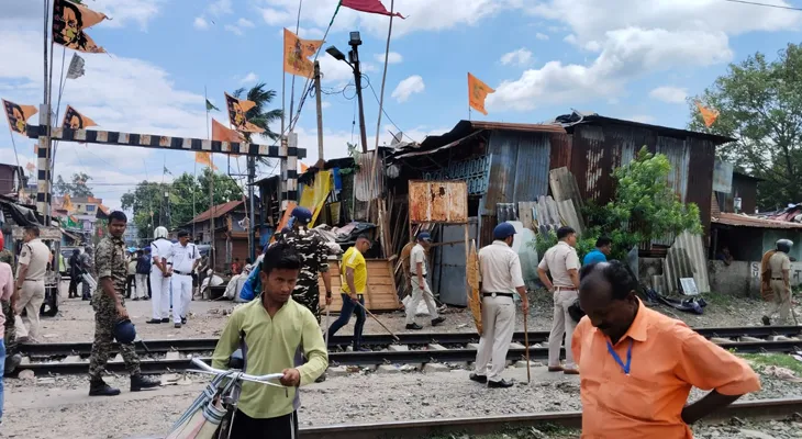 শিলিগুড়িতে ক্রিকেট ম্যাচকে কেন্দ্র করে দুই পাড়ার মধ্যে গোলমাল, এলাকায় উত্তেজনা, টহল পুলিসের