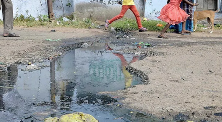 হ্যাচারির জলে  ডুবছে গ্রাম, ক্ষোভ