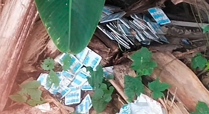 ছেঁড়া রেশন কার্ডের স্তুপ ঘিরে চাঞ্চল্য