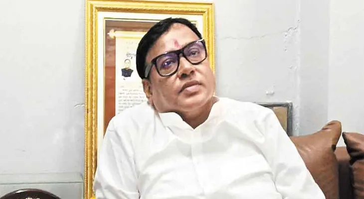 কৃষ্ণ কল্যাণীর নামে ভুয়ো অ্যাকাউন্ট খুলে গ্রেপ্তার যুবক
