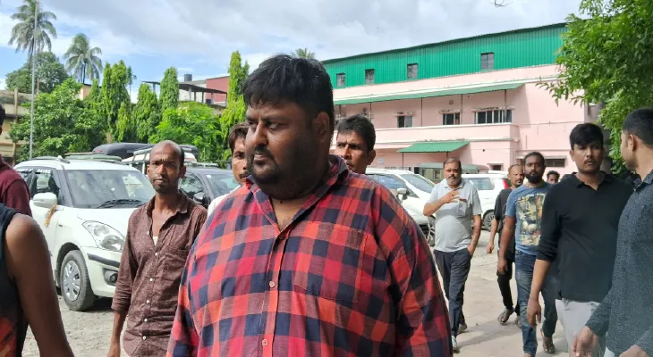 বেঙ্গালুরু পুলিসের হাতে পাকড়াও জলপাইগুড়ির যুবক