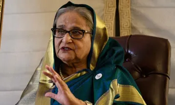 মহিলা আধিকারিকদের আর ‘স্যার’ সম্বোধন নয়, হাসিনার আমলের নিয়ম বদল ইউনুস সরকারের