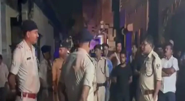ফের পাটনায় ব্যবসায়ী খুন, নীতীশকে নিশানা তেজস্বীর, ডাবল ইঞ্জিন বিহারের আইনশৃঙ্খলা নিয়ে প্রশ্ন