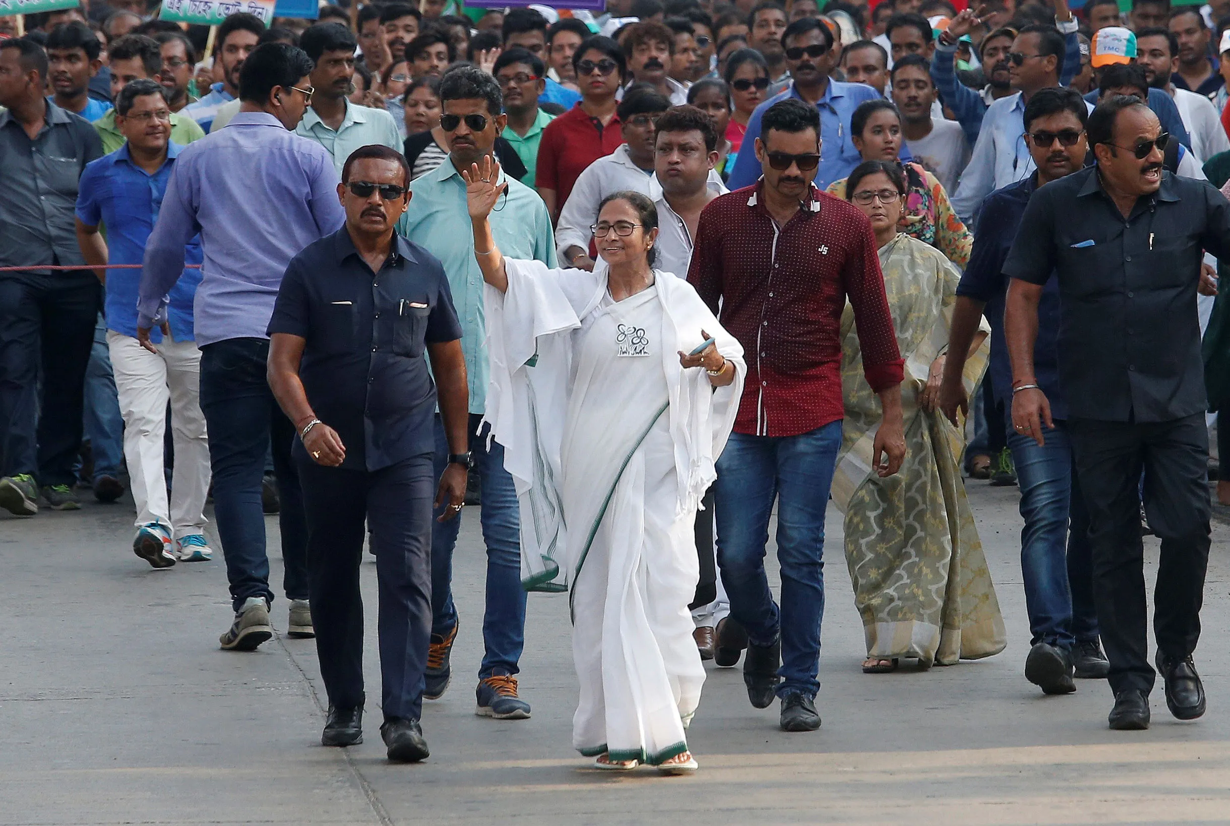 বাংলা বলায় বাংলাদেশি তকমা: প্রতিবাদে আগামী ১৬ জুলাই পথে নামছেন মমতা