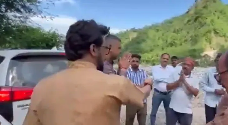 হিমাচলের ধরমপুরে এলেন বিজেপি সাংসদ অনুরাগ ঠাকুর, পরিদর্শন করলেন বন্যা কবলিত এলাকা