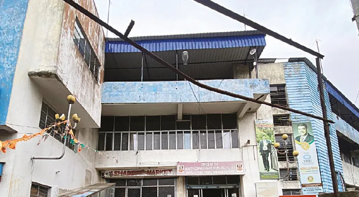 আশাদীপ মার্কেট সাজিয়ে অফিস করার পরিকল্পনা