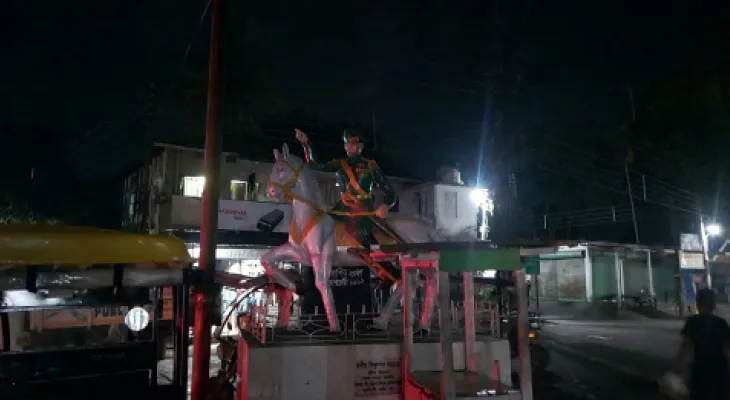 স্বাধীনতার আলো নিয়ে এলেও অন্ধকারে নেতাজি!