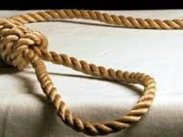 সাউথ সিঁথিতে যুবকের ঝুলন্ত দেহ উদ্ধার