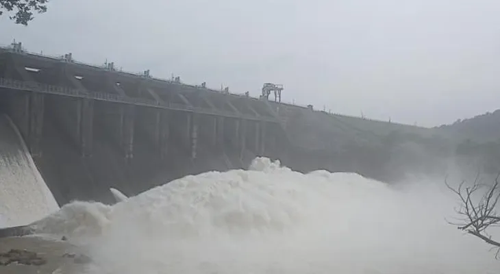 জল ছাড়ার পরিমাণ বাড়িয়ে দিল ডিভিসি