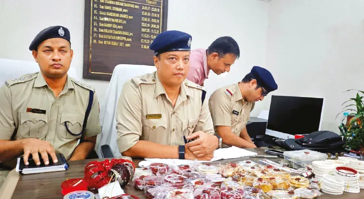 তিনটি পৃথক লুটের ঘটনার কিনারা, গ্রেপ্তার তিন