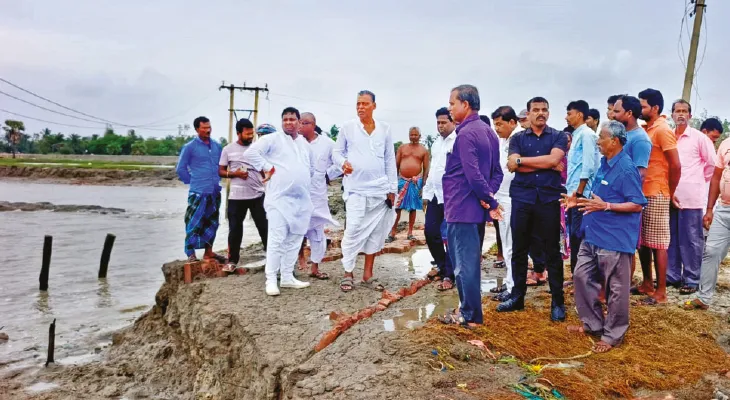 গঙ্গাসাগরে নিয়মিত ভাঙছে কপিলমুনির মন্দিরের সৈকত, আতঙ্কিত এলাকাবাসী, জি প্লটের গোবর্ধনপুর থেকে সরিয়ে নিয়ে যাওয়া হবে ৪১টি পরিবারকে