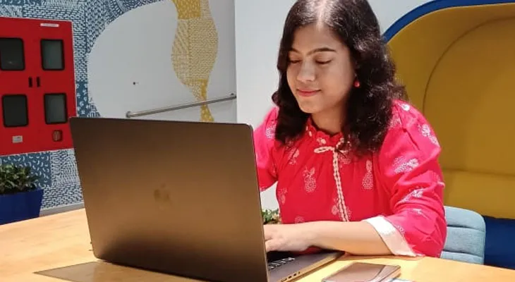 গুগলে ৫৪ লাখের চাকরি পেলেন জলপাইগুড়ির ইঞ্জিনিয়ারিং ছাত্রী