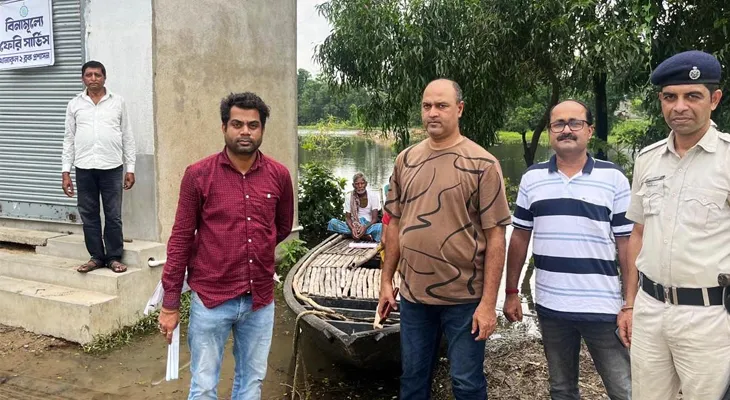 রূপনারায়ণের জলস্তর বিপদসীমার উপরেই, নৌকা চালাচ্ছে ব্লক প্রশাসন