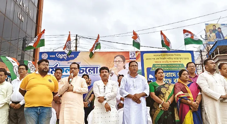 ২১ জুলাইয়ের সমর্থনে কাঁথিতে প্রস্তুতি সভায় ভিড় উপচে পড়ল