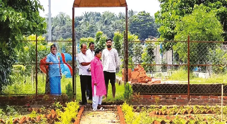 সমুদ্রগড়ে শিশু ও প্রজাপতি পার্ক গড়ার কাজ জোরকদমে