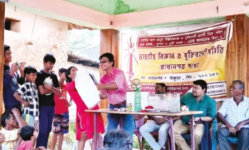 মনসাপুজোয় ভরের সময় তিন নাবালিকার নিদানে আতঙ্ক ছড়িয়েছে ময়রাপুকুর গ্রামে, তটস্থ বাসিন্দারা, ভয়ে স্কুলে যাচ্ছে না পড়ুয়ারা
