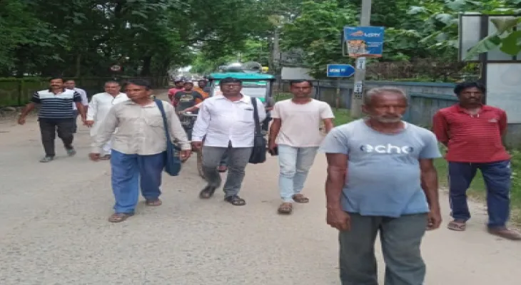 আড়ষায় পুলিসের মারে যুবকের মৃত্যুর অভিযোগ ঘিরে ১২ ঘণ্টা বন্‌঩ধের ডাক