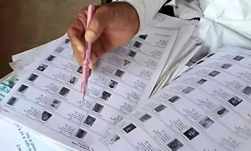ঠিকানায় লোক নেই! ফেরত এল দেড় লক্ষ ভোটার কার্ড