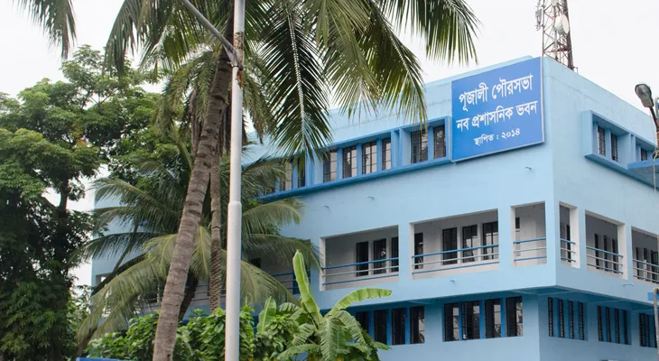 পুজালির দশ কপাটে মান্ধাতা আমলের স্লুইস গেটের ভগ্নদশা, মাঝপথে বন্ধ নতুন নির্মাণও
