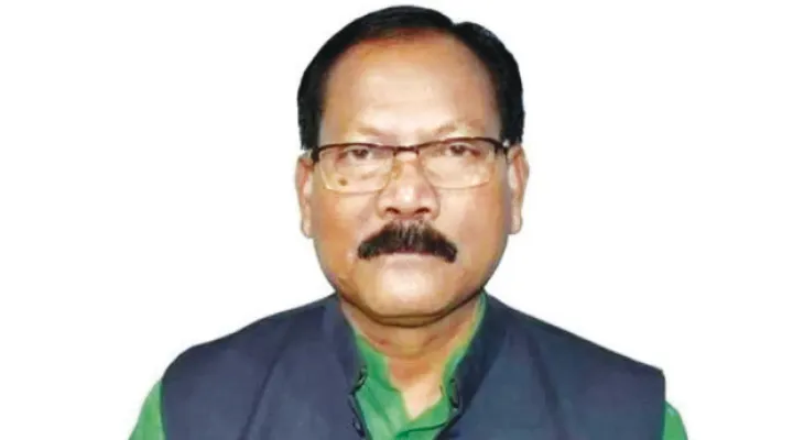 দার্জিলিং মেলের ফার্স্ট ক্লাস থেকে খগেশ্বর রায়ের ফোন চুরি!
