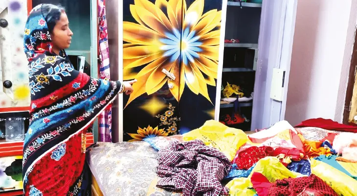 মায়ের কোলে ঘুমিয়ে থাকা শিশুকন্যা উধাও, কুকুর নিয়ে জোর তল্লাশি পুলিসের