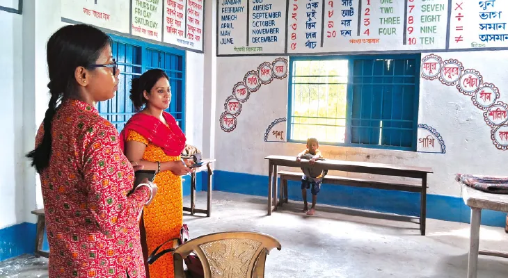 রাজগঞ্জে অঙ্গনওয়াড়ি শিক্ষাকেন্দ্রে নাম থাকলেও শিশু পড়ে বেসরকারি স্কুলে!