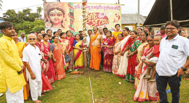 তমলুক রাজবাড়িতে দুর্গোৎসবের খুঁটিপুজো