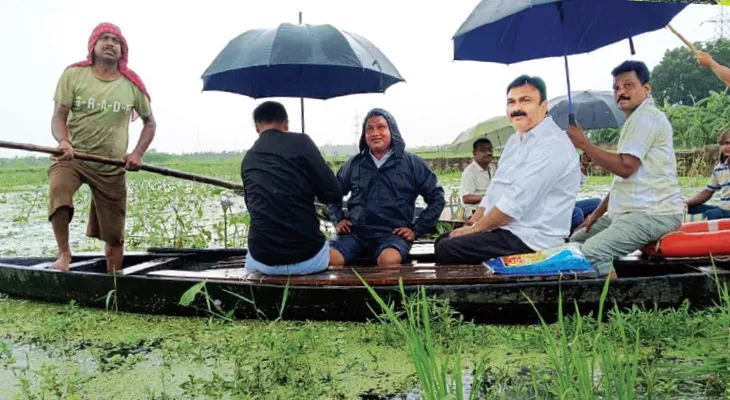 ৩ দশক সংস্কার হয়নি পাখিমারা ও পদ্মা খাল, জল যন্ত্রণা ভাটপাড়া, কাউগাছিতে