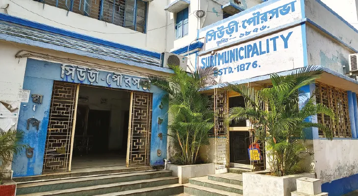 চলতি মাসেই সিউড়িতে শুরু ‘দুয়ারে চেয়ারম্যান’, ২১টি ওয়ার্ডে ঘুরে মানুষের সঙ্গে কথা বলবেন