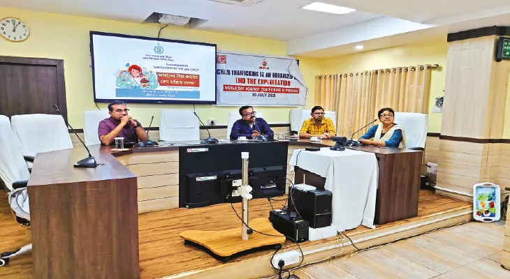 বীরভূমে ‘এক স্বর, বাল্যবিবাহ, শ্রম রদ’ নাবালিকা বিয়ে রুখতে তৎপর জেলা প্রশাসন