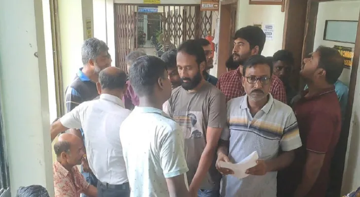 ‘অবৈধ কর্মী নিয়োগ’, প্রতিবাদে রায়গঞ্জ বিশ্ববিদ্যালয়ে বিক্ষোভ