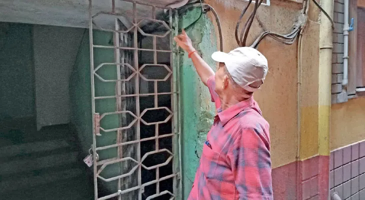 রামরাজাতলায় ফ্ল্যাটের নীচে জমা জলে বিদ্যুৎস্পৃষ্ট, মৃত্যু শ্রমিকের
