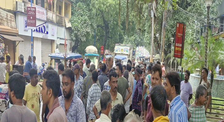 বেপরোয়া বাসের গতির জেরে প্রাণ গেল এক যুবকের, চাঞ্চল্য শান্তিনিকেতনে