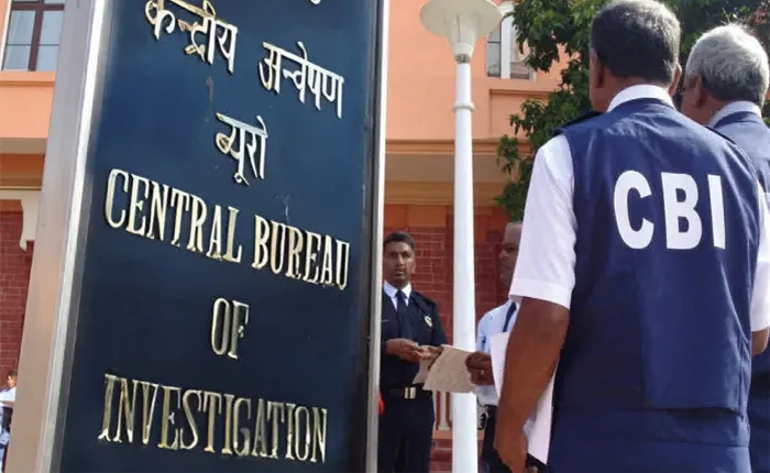 প্রধানমন্ত্রীর নিয়ন্ত্রণাধীন সিবিআইয়ের বিরুদ্ধে অনাস্থা অভয়ার বাবা-মায়ের, সহমর্মিতা জানাতে কেন দলীয় বিধায়কদের অংশগ্রহণ? প্রশ্ন খোদ বিজেপির অন্দরেই