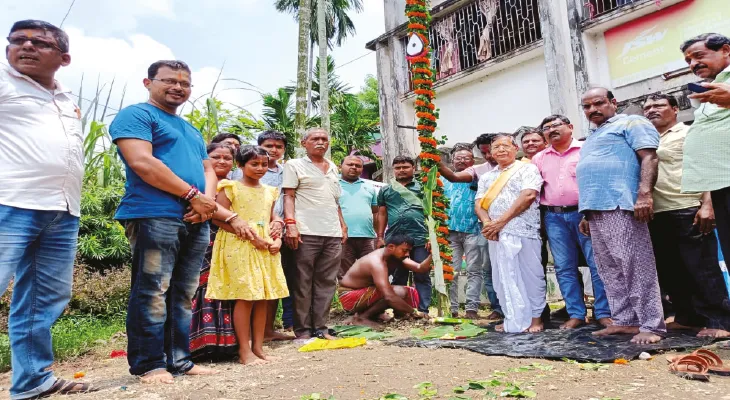 মারিশদা সপ্তর্ষি ক্লাবের খুঁটিপুজো, এবারের পুজোর থিম ‘সবুজায়ন’