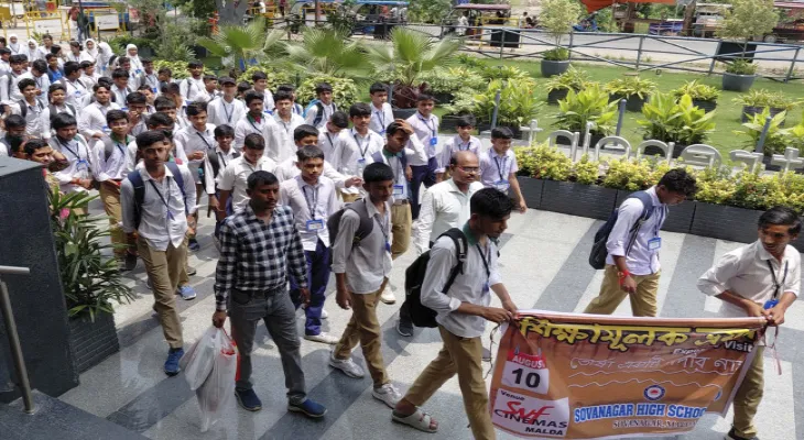 প্রেক্ষাগৃহে পাঠদান, চলচ্চিত্রের মাধ্যমে ক্লাস শোভানগর হাইস্কুলের উদ্যোগে