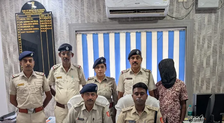 মুর্শিদাবাদের বেলডাঙায় অস্ত্র সহ গ্রেপ্তার ১