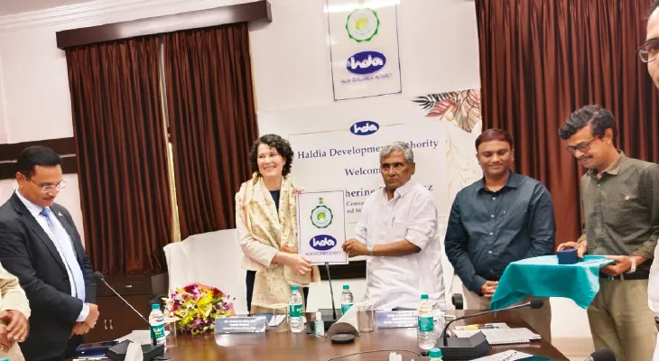 হলদিয়ায় বিনিয়োগ নিয়ে বৈঠক করলেন কলকাতার মার্কিন কনসাল জেনারেল