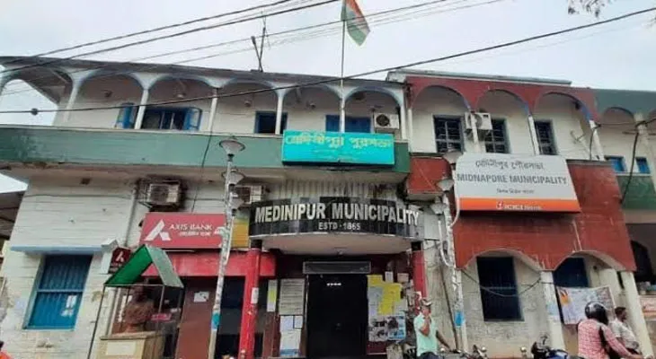 মেদিনীপুরে গ্রীন সিটি মিশন প্রকল্প, রাস্তায় এবার এলইডি লাইট