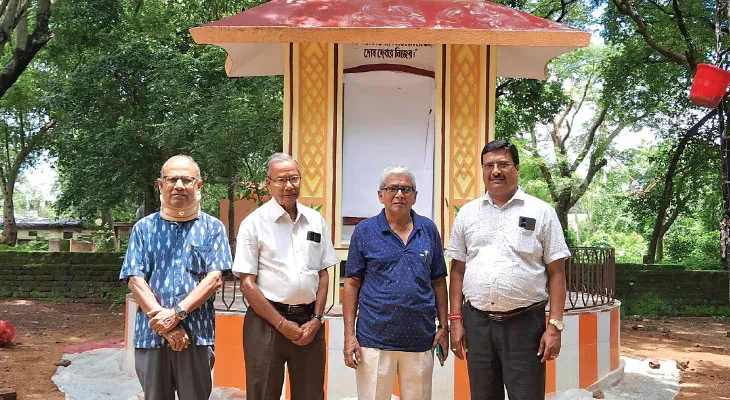 সাজছে মা সারদার স্মৃতি বিজড়িত রামকৃষ্ণ আশ্রম