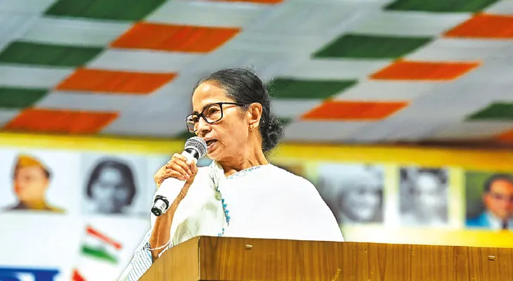 ‘আদিবাসীদের উন্নতির শীর্ষে নিয়ে যাব’, বিধায়ক-সাংসদদের চিঠি লিখে জানালেন মুখ্যমন্ত্রী