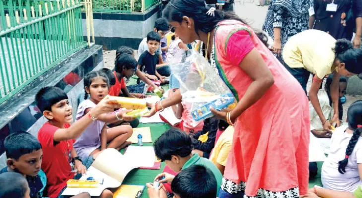 টু  ক  রো  খ ব র